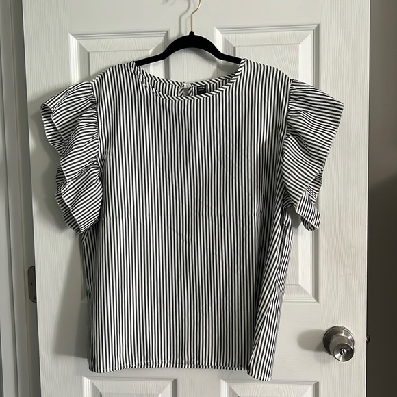 Grey and White striped SHEIN top! - Picture 1 of 4